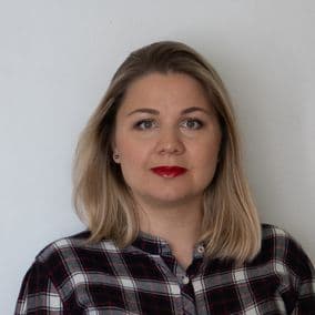 Olena Deryuhina Olena Deryuhina - Psychologist